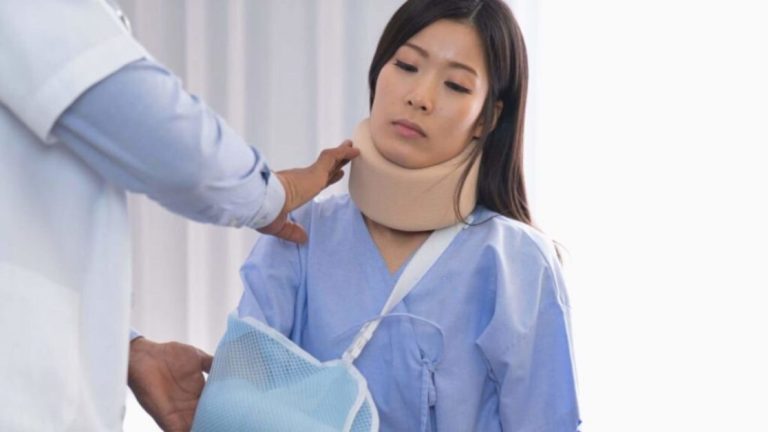 Neck Pain After A Car Accident: Causes And Effects!!