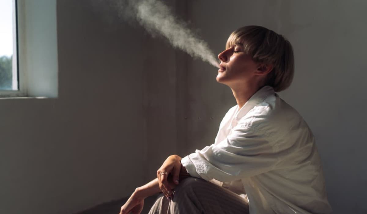 What Is Vaping And How Is It Different From Smoking